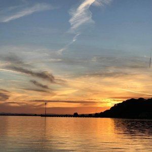 Meet your Posher, Hung